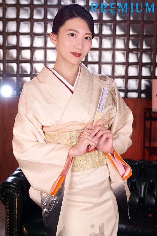 EMBM-007 バツイチ出戻りSEXレス 旅館で働く仲居さんの凄まじい性欲